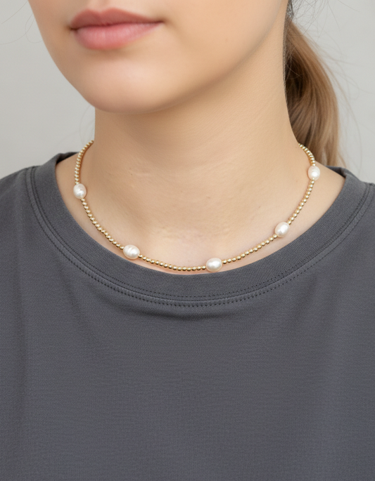 The Everyday Pearl Stretch Necklace